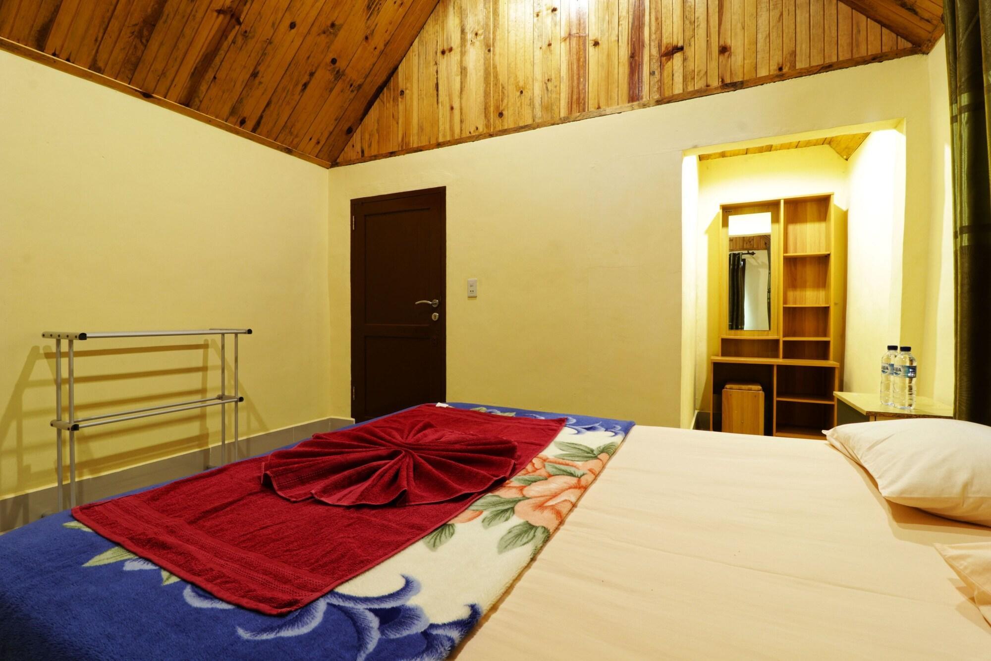 Tuk Tuk Timbul Bungalows Exterior photo
